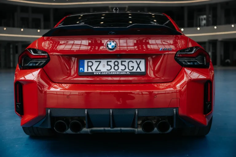 bmw m2 g87 z tyłu