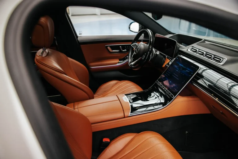 mercedes s500 w środku
