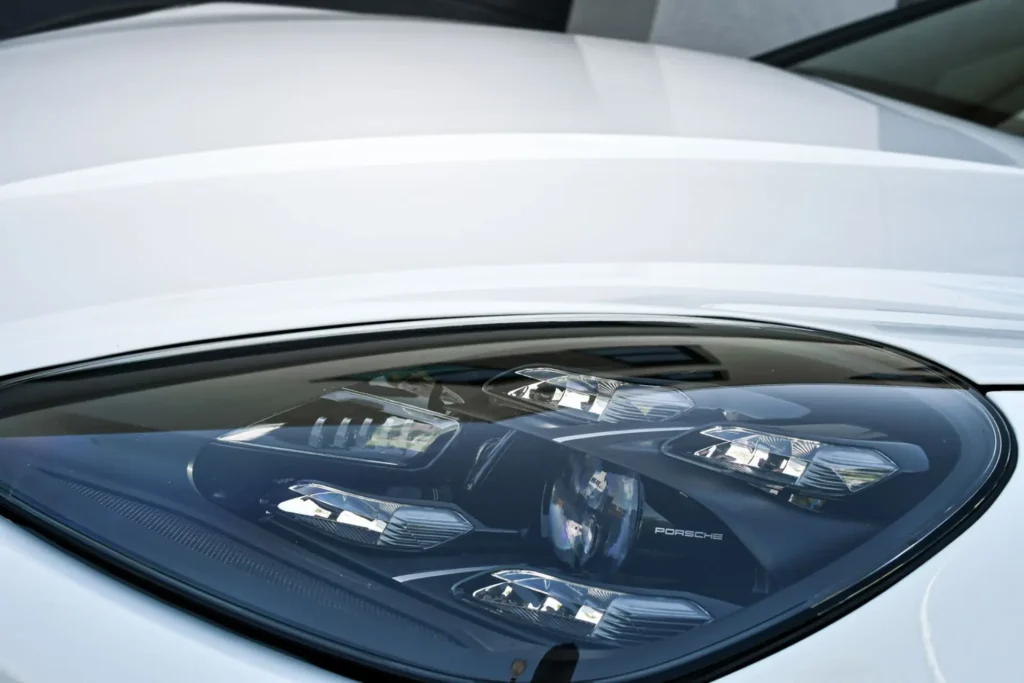 porsche cayenne s lampa