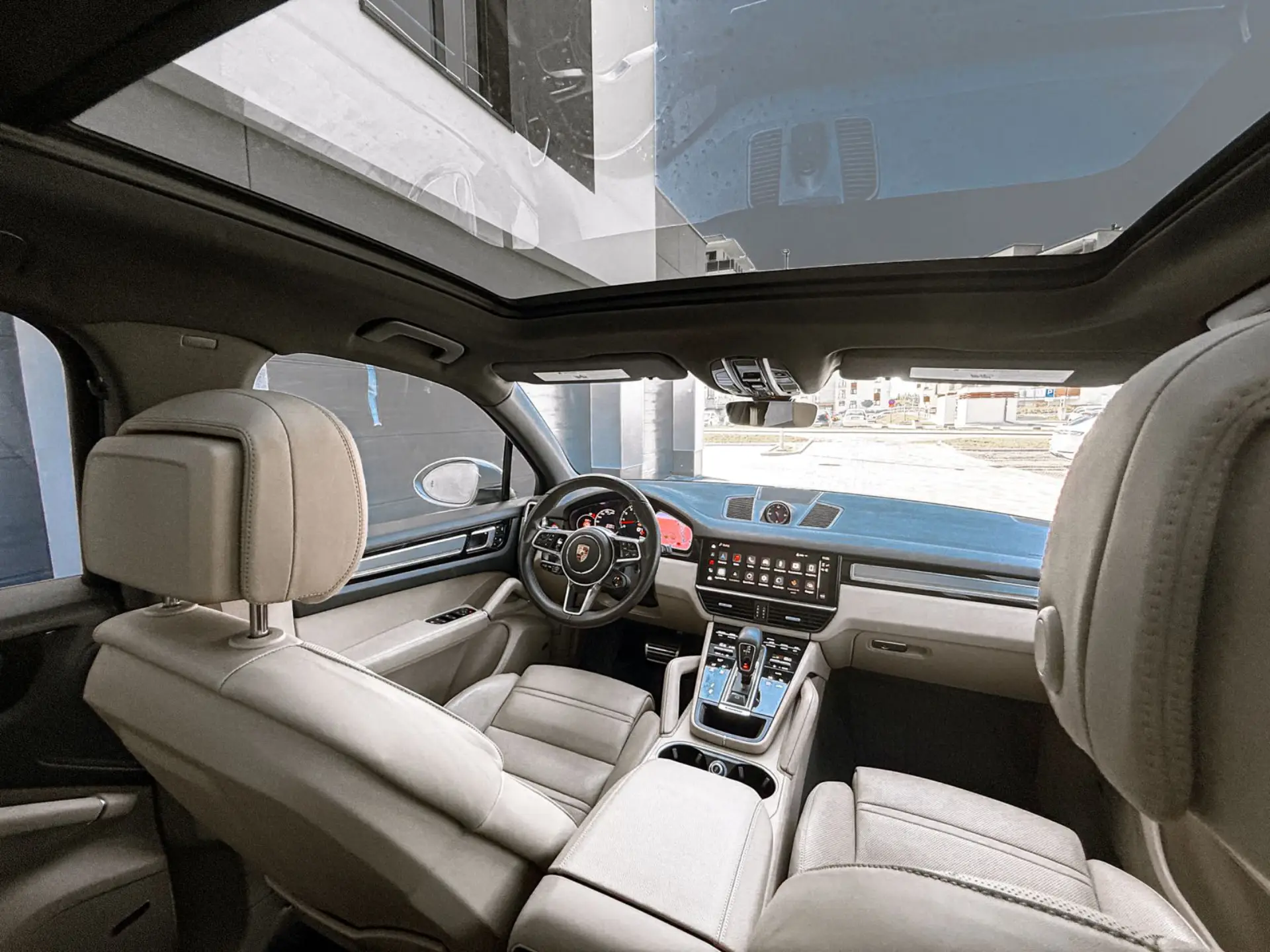 porsche cayenne s przestrzeń