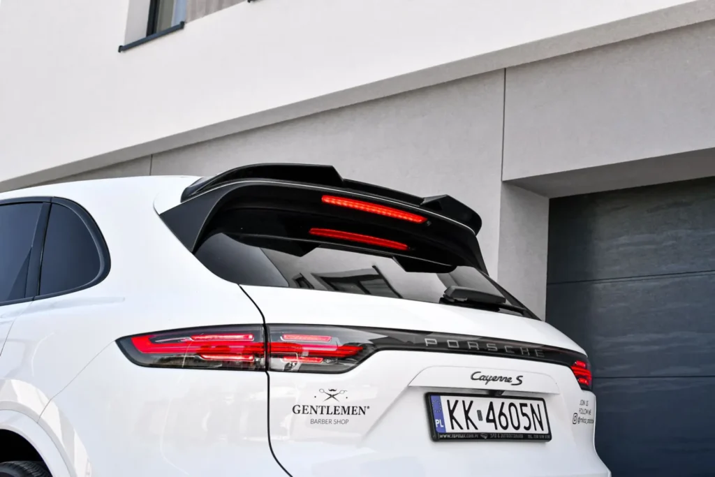 tył porsche cayenne s