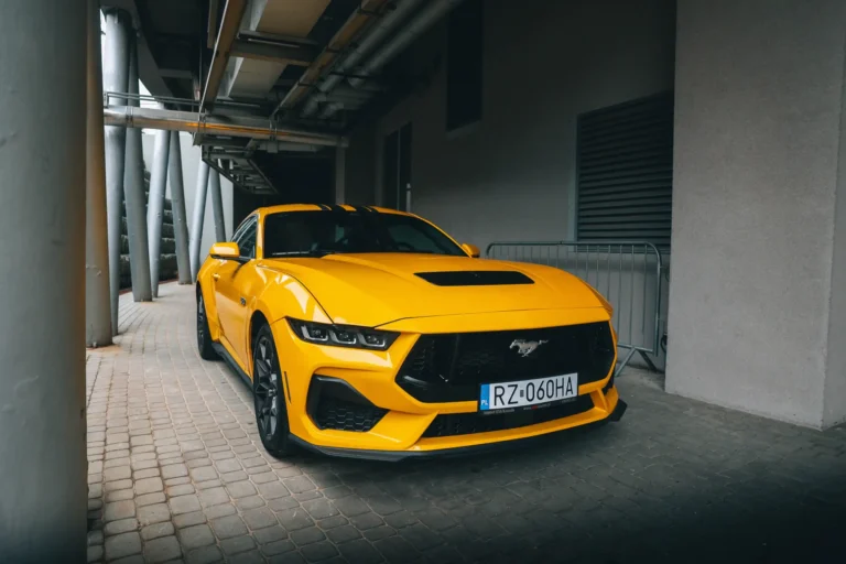 wynajem ford mustang gt