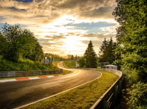 Tor Nürburgring – historia, zasady i jazda po Nordschleife